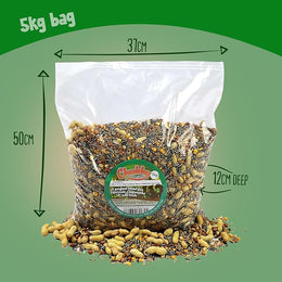 Chubby Mealworms Natural Seed & Nut Mix Forest Feast Squirrel Food (5kg), Natural Seed & Nut Mix Food for Chipmunks & Squirrels, Feed Includes Sunflower, Peanuts, Naked Oats, Nuts in Shells