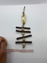 Mini Mates Pet Small Animal Accessories Wooden Hanging Chew Charm Toy Mouse Hamster Rat Gerbil Chinchilla Reptile Chew Toys
