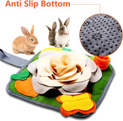 Ferret Toys, Snuffle Mat for Rabbits Guinea Pig, Interactive Feeding Toys for Small Animals, Boredom Breaker Rabbit Enrichment Toy, 30 * 30cm Felt and Polar Fleece
